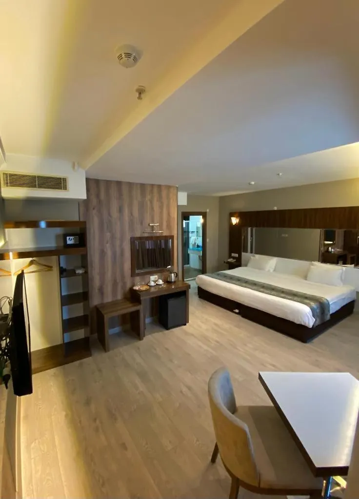 Yucel Hotel Usak